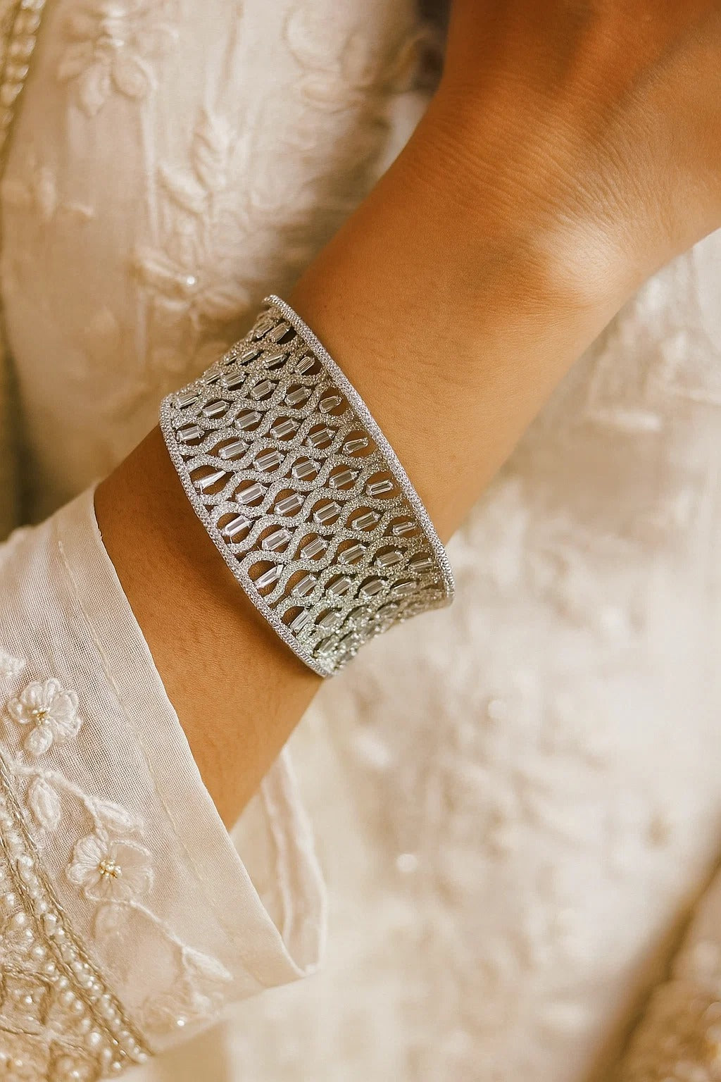 Silver Diamond Look Openable Bracelet with Baguette CZ